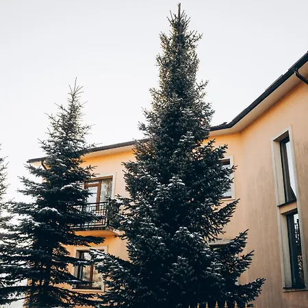 Verhhouse 3* Jaremče