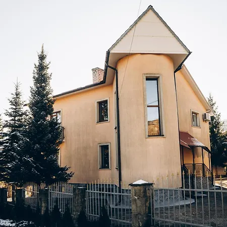 Verhhouse Yaremtche